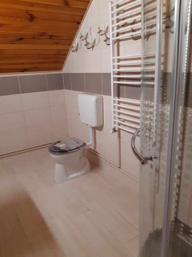 Toldi Apartman Hotell Keszthely Exteriör bild